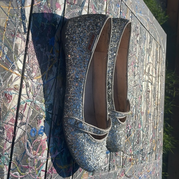 Vintage from early 2000’s sparkle Rocket Dog Mary Jane flats - Picture 8 of 9